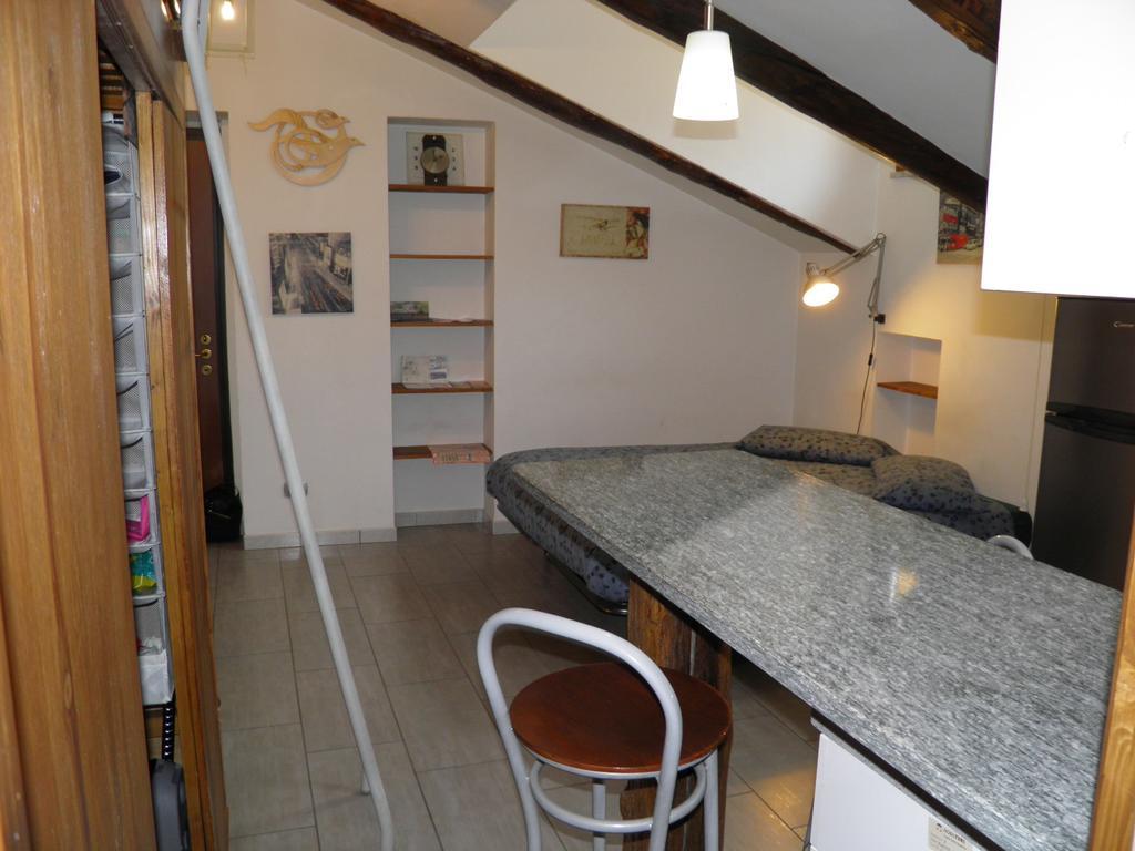 La Mansarda Di Garibaldi Centro Apartment *