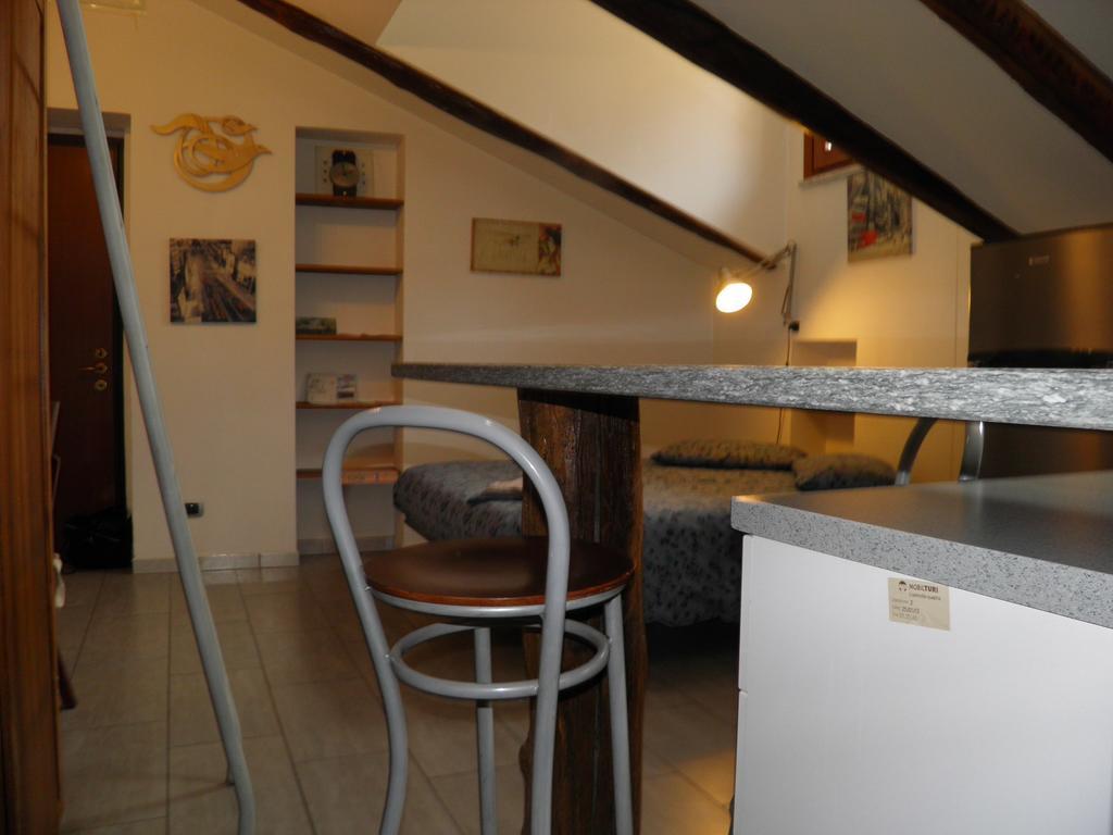 Apartment La Mansarda Di Garibaldi Centro